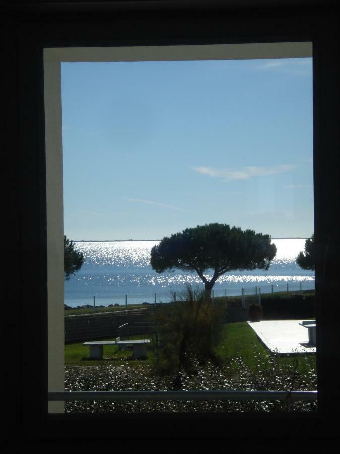 Port Mezua Appartement Mèze Buitenkant foto