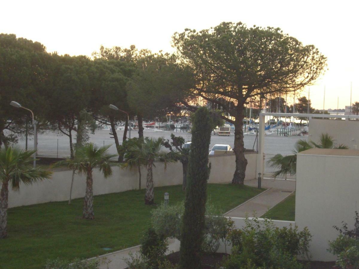 Port Mezua Appartement Mèze Buitenkant foto